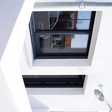 Location Les 4 Vents Apartment La Rochelle  Bagian luar foto